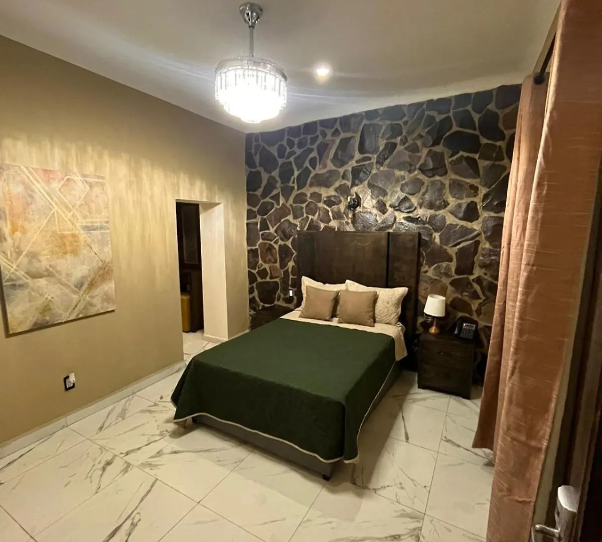 Kolombrini Hotel Tlaquepaque